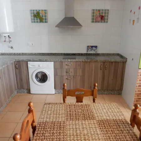 Casa Rural Valdecumbres Country house *