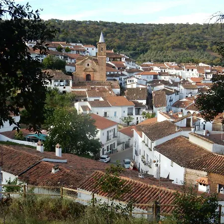 Casa Rural Valdecumbres Country house *